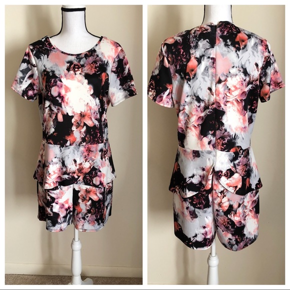 🔴 New plus size romper NWT Size 3X. - Picture 1 of 6